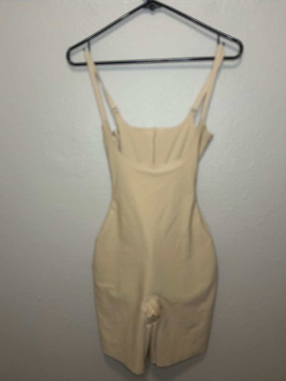 SKIMS Butt Enhancing Open Bust Shapewear Bodysuit Nude Small TikTok Viral